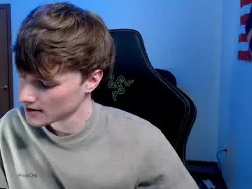 gucciboi4 from Chaturbate