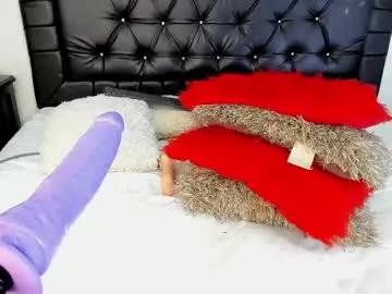 Girls: discover live performances with matured cam models, from teasing to fixations, in a variety of stunning live sex cams.