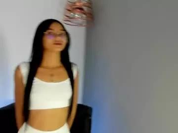 Girls: discover live performances with matured cam models, from teasing to fixations, in a variety of stunning live sex cams.