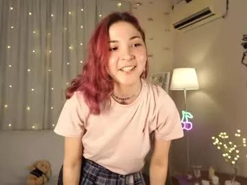 helenmoors from Chaturbate