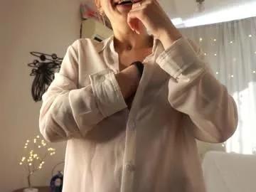 helenmoors from Chaturbate