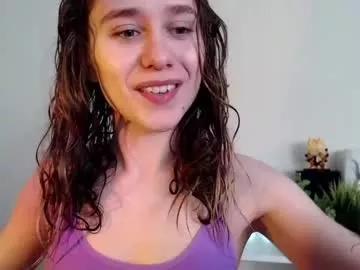 hellalovesu from Chaturbate