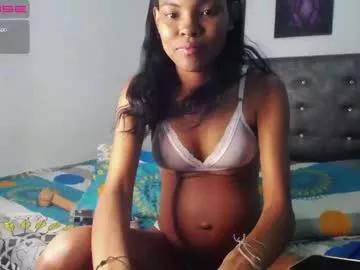 hellen_petitee from Chaturbate