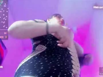 Girls: discover live performances with matured cam models, from teasing to fixations, in a variety of stunning live sex cams.