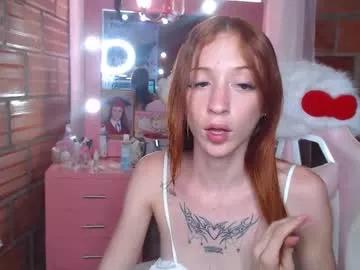 hellosaraa from Chaturbate