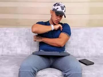 heteros_men from Chaturbate