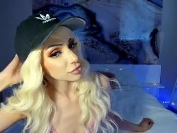 Girls: discover live performances with matured cam models, from teasing to fixations, in a variety of stunning live sex cams.