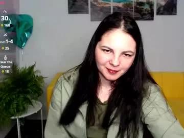 Girls: discover live performances with matured cam models, from teasing to fixations, in a variety of stunning live sex cams.