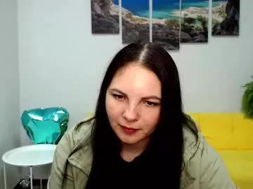Girls: discover live performances with matured cam models, from teasing to fixations, in a variety of stunning live sex cams.