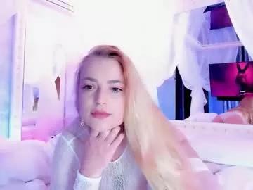 holly_amy from Chaturbate