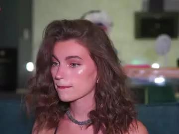 hoolybunny from Chaturbate