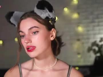 hoolybunny from Chaturbate