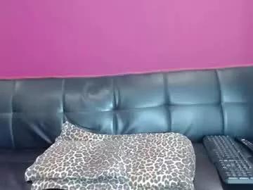 Girls: discover live performances with matured cam models, from teasing to fixations, in a variety of stunning live sex cams.