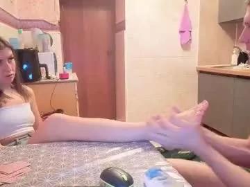Girls: discover live performances with matured cam models, from teasing to fixations, in a variety of stunning live sex cams.