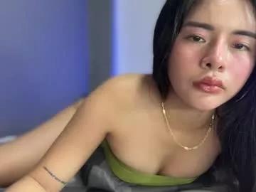 Girls: discover live performances with matured cam models, from teasing to fixations, in a variety of stunning live sex cams.