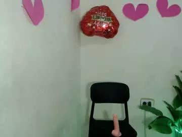 Girls: discover live performances with matured cam models, from teasing to fixations, in a variety of stunning live sex cams.