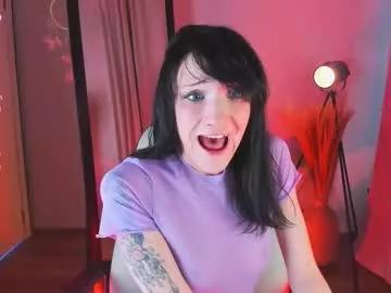 Girls: discover live performances with matured cam models, from teasing to fixations, in a variety of stunning live sex cams.