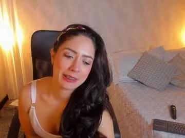 Girls: discover live performances with matured cam models, from teasing to fixations, in a variety of stunning live sex cams.