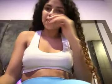 Girls: discover live performances with matured cam models, from teasing to fixations, in a variety of stunning live sex cams.