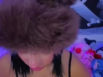 isisjones18 from Chaturbate