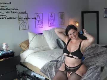 Girls: discover live performances with matured cam models, from teasing to fixations, in a variety of stunning live sex cams.