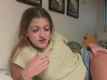 Girls: discover live performances with matured cam models, from teasing to fixations, in a variety of stunning live sex cams.