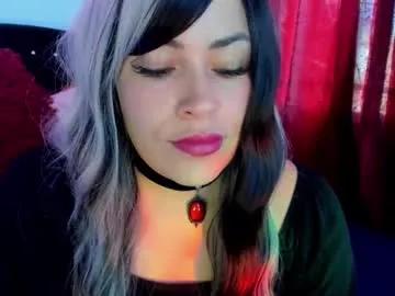 Girls: discover live performances with matured cam models, from teasing to fixations, in a variety of stunning live sex cams.