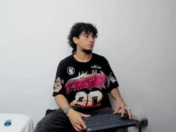 Girls: discover live performances with matured cam models, from teasing to fixations, in a variety of stunning live sex cams.