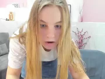 Girls: discover live performances with matured cam models, from teasing to fixations, in a variety of stunning live sex cams.