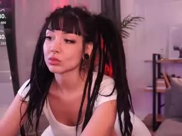 Girls: discover live performances with matured cam models, from teasing to fixations, in a variety of stunning live sex cams.