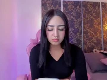 Girls: discover live performances with matured cam models, from teasing to fixations, in a variety of stunning live sex cams.