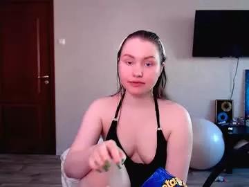 Girls: discover live performances with matured cam models, from teasing to fixations, in a variety of stunning live sex cams.