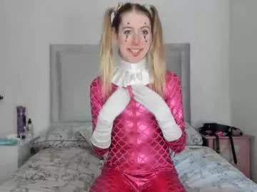 Girls: discover live performances with matured cam models, from teasing to fixations, in a variety of stunning live sex cams.