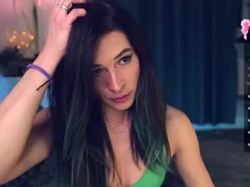 Girls: discover live performances with matured cam models, from teasing to fixations, in a variety of stunning live sex cams.