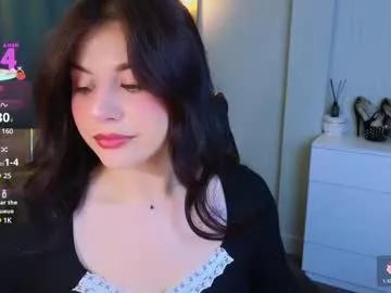 Girls: discover live performances with matured cam models, from teasing to fixations, in a variety of stunning live sex cams.