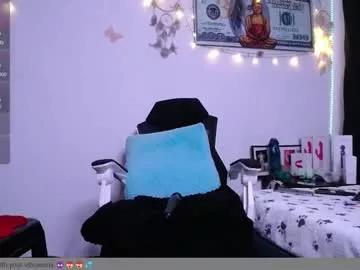 Girls: discover live performances with matured cam models, from teasing to fixations, in a variety of stunning live sex cams.