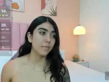 Girls: discover live performances with matured cam models, from teasing to fixations, in a variety of stunning live sex cams.