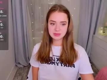 Girls: discover live performances with matured cam models, from teasing to fixations, in a variety of stunning live sex cams.