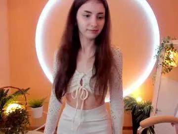 Girls: discover live performances with matured cam models, from teasing to fixations, in a variety of stunning live sex cams.