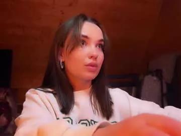 Girls: discover live performances with matured cam models, from teasing to fixations, in a variety of stunning live sex cams.