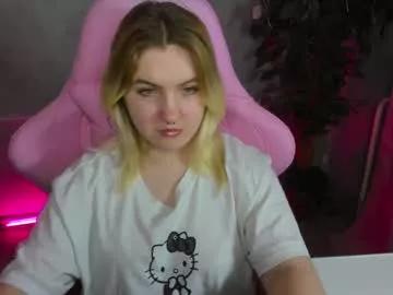 Girls: discover live performances with matured cam models, from teasing to fixations, in a variety of stunning live sex cams.