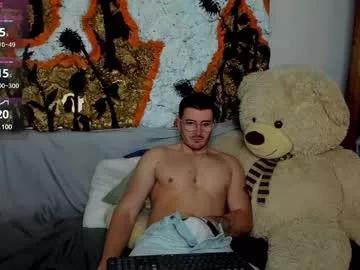 Girls: discover live performances with matured cam models, from teasing to fixations, in a variety of stunning live sex cams.