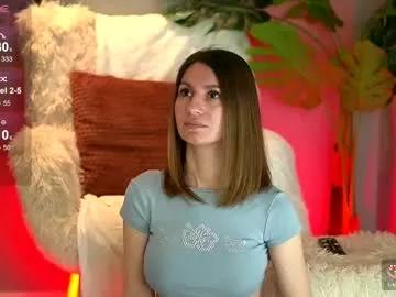 Girls: discover live performances with matured cam models, from teasing to fixations, in a variety of stunning live sex cams.