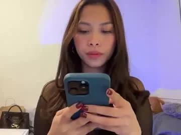 Girls: discover live performances with matured cam models, from teasing to fixations, in a variety of stunning live sex cams.