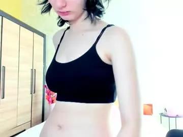 Girls: discover live performances with matured cam models, from teasing to fixations, in a variety of stunning live sex cams.