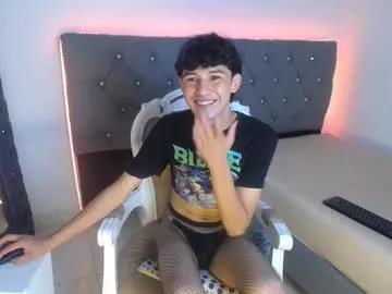 jullian_ricci from Chaturbate