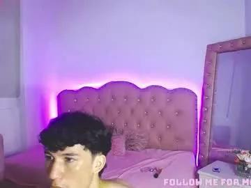jullian_ricci from Chaturbate