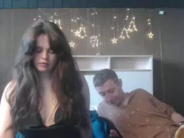 Girls: discover live performances with matured cam models, from teasing to fixations, in a variety of stunning live sex cams.