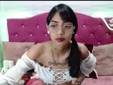 Girls: discover live performances with matured cam models, from teasing to fixations, in a variety of stunning live sex cams.