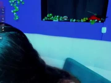 Girls: discover live performances with matured cam models, from teasing to fixations, in a variety of stunning live sex cams.